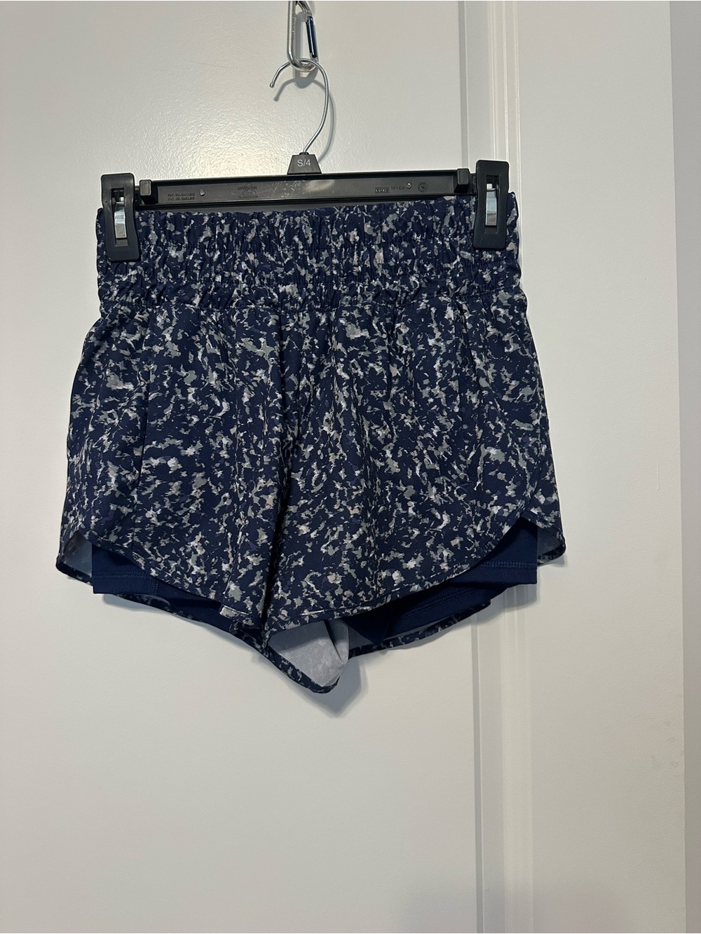 Avia Navy and White Printed Athletic Double Lined Shorts size XS 0-2